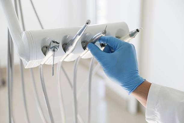 Professional Emergency Dentist technician working in Montauk, NY